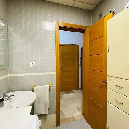 Quintana Apartamento Junto A Puerto Marina 公寓 *